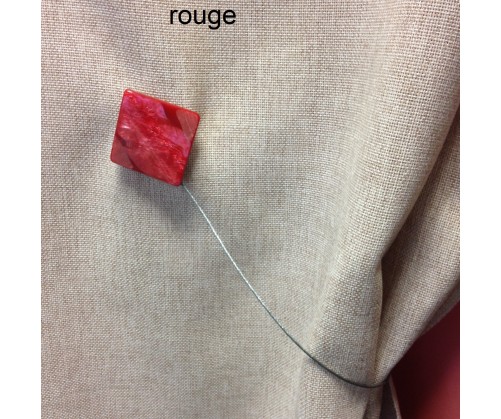 Embrasse aimantée PEARLY rouge