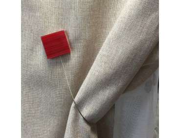 Embrasse aimantée MARBLE rouge réversible rond ou carré