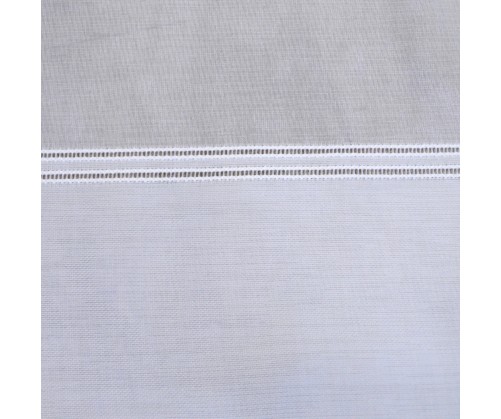 Voilage sur mesure avec base blanc (jusqu'en 290 cm de haut) PETITS STOCKS. Ref 1650