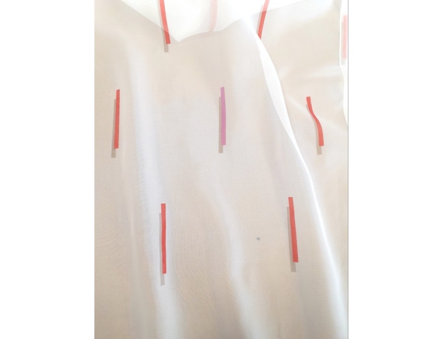 Voile au mètre blanc et rouge (en 300 cm de haut)