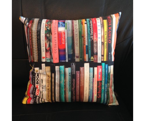 Coussin BOOK déhoussable 45 x 45 cm