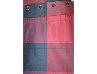 Tenture prêt à poser QUEEN rouge et noir 135 x 270 cm