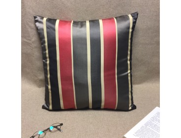 Coussin JULIEN rouge 45 x 45 cm