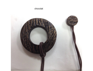 Embrasse aimantée sancy chocolat